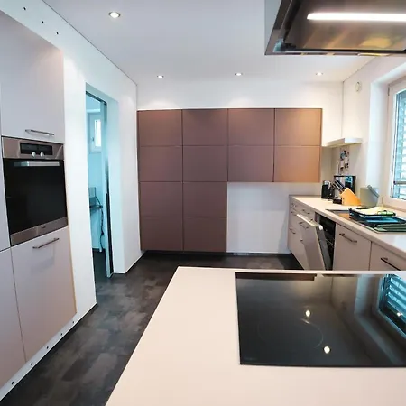 Ek-living Fuegen