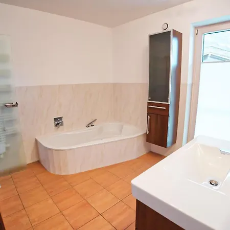 Ek-living Farm stay *